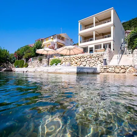 Gulli - Blue With Sea View